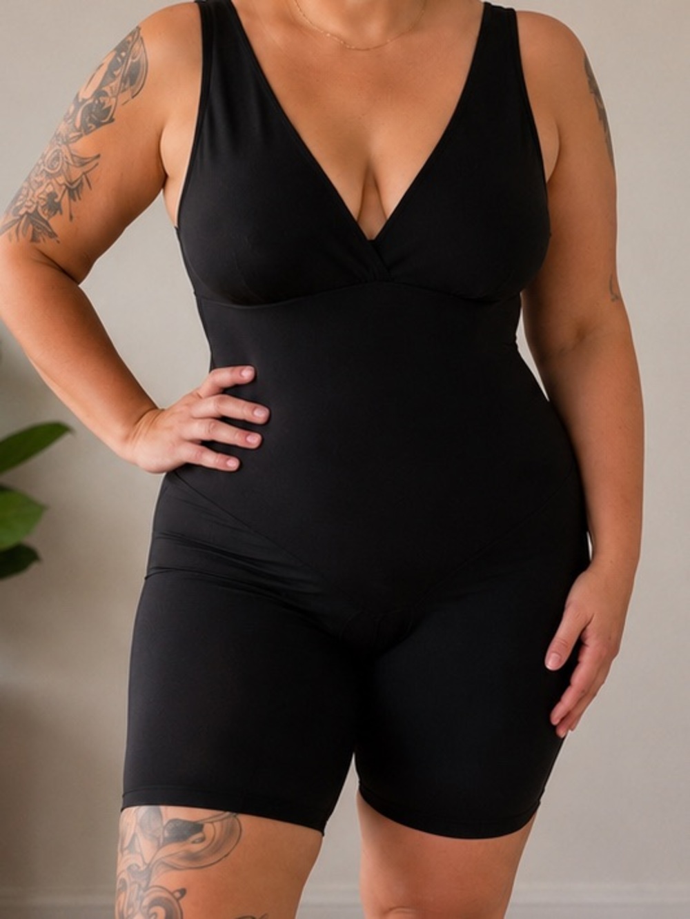 Secret Black Shapewear Bodysuit Shorts Women’s Size Large Compression Slip
